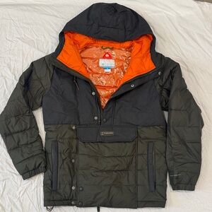 Columbia Men's Black and Olive Puffer Jacket